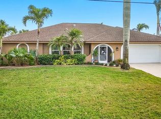 1704 Palaco Grande Pkwy, Cape Coral, FL 33904