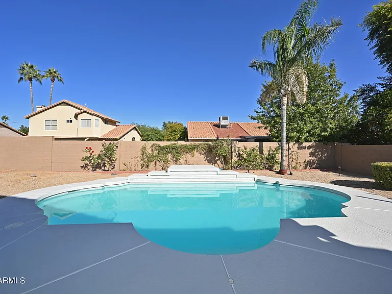 5730 E Gelding Dr — Photo 3