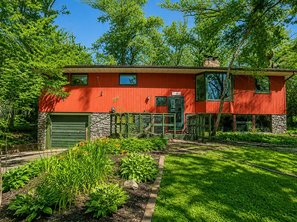 2512 Timber Dr