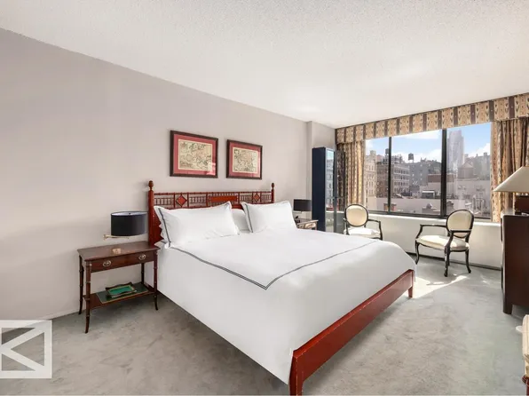 1001 Fifth Avenue image 9 of 13