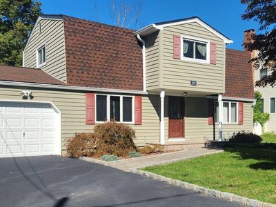 439 Southport Street, Ronkonkoma, NY, 11779