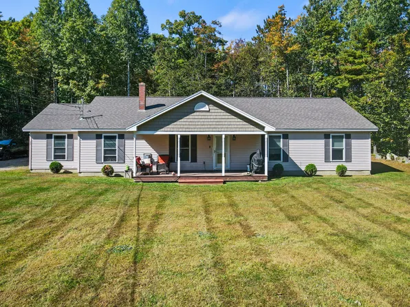 22 Victory Lane, Glenburn, ME 04401