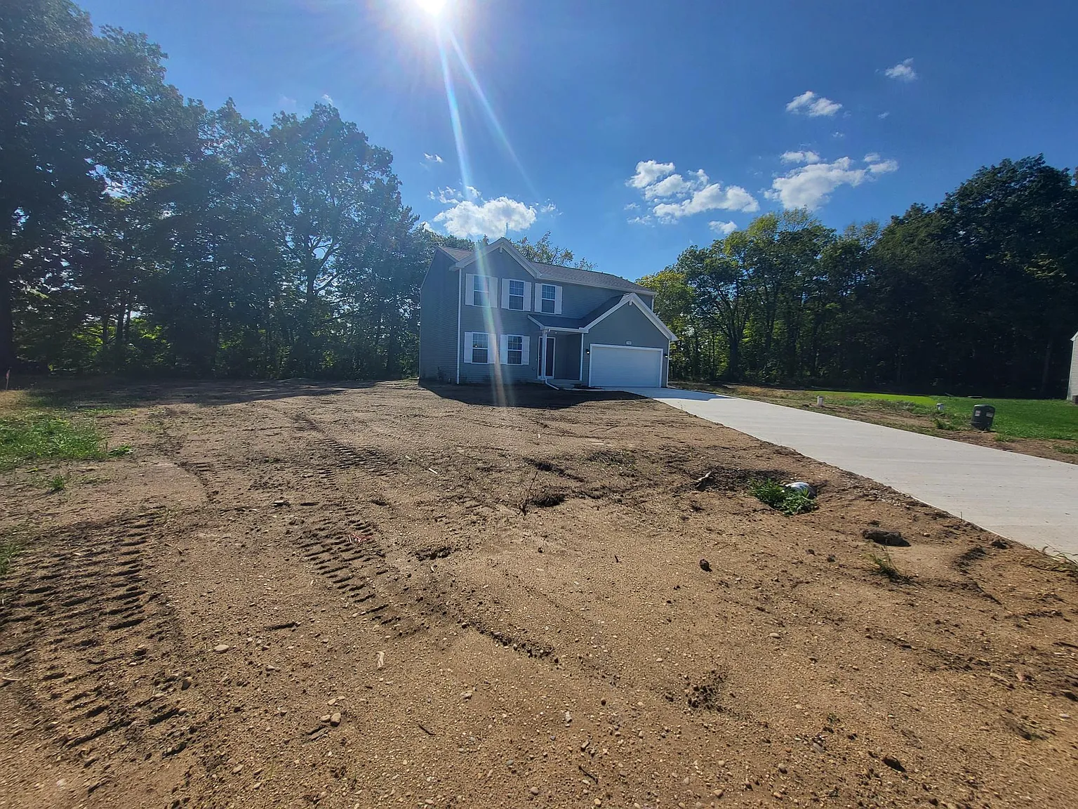 17818 Bluff Dr photo 1
