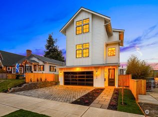 3274 Belvidere Ave SW, Seattle, WA 98126