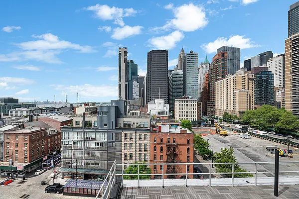 Rented by REAL New York | media 10