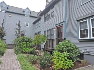 35 Merrymount Rd UNIT 11, Quincy, MA 02169