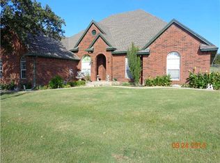 7912 Dripping Springs Ln, Oklahoma City, OK 73150