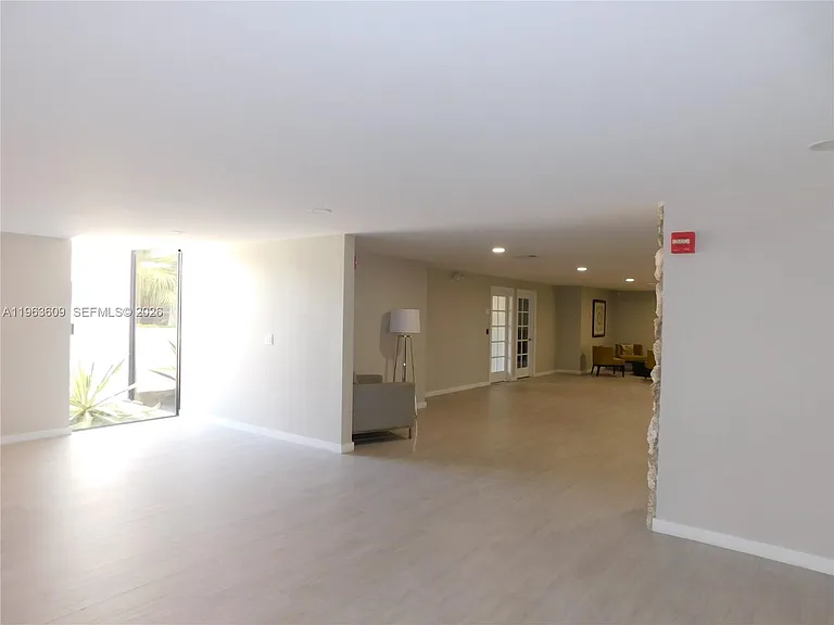 8025 SW 107th Ave #321 — Photo 20