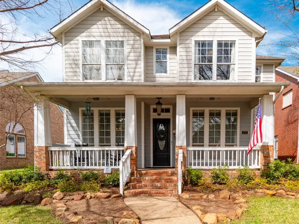 1831 Auburn Dr, Carrollton, TX 75007