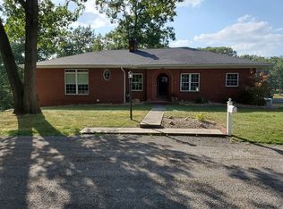 107 Oak Rdg, Edwardsville, IL 62025