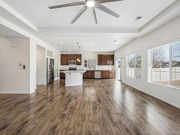 5th image of 4588 N Walden Street