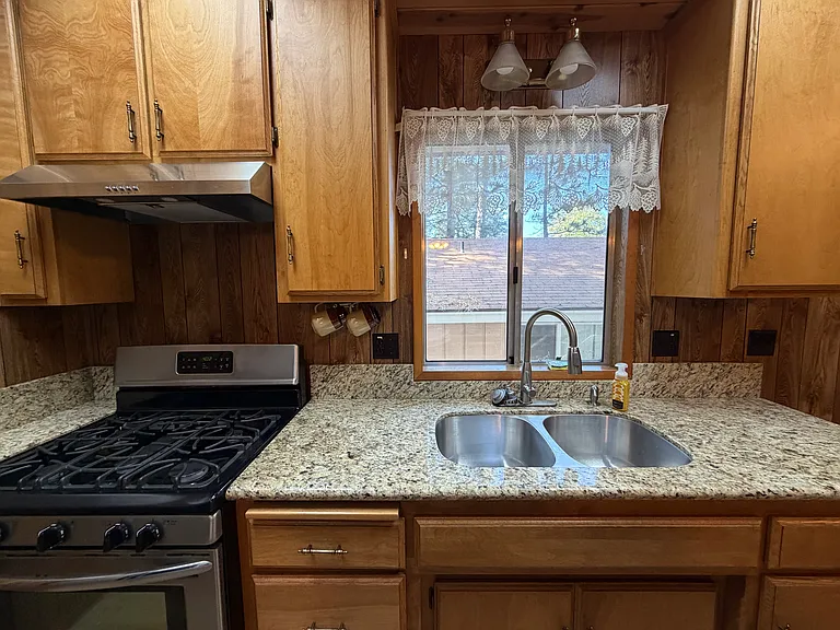 434 Sequoia Pl — Photo 12