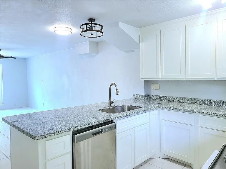 8730 Shelmer Dr #D — Photo 6