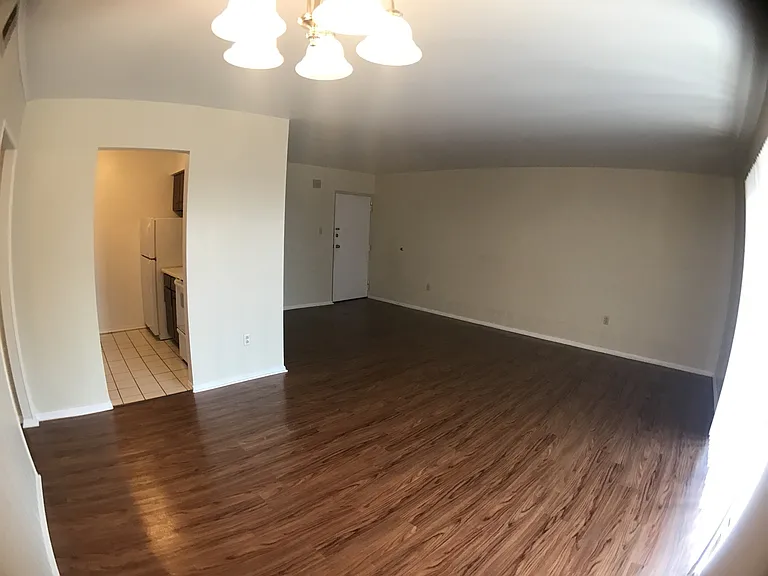 145 Lemoyne Ave — Photo 9