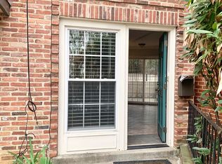 4427 Macarthur Blvd NW APT A, Washington, DC 20007