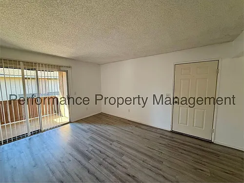 Crest View Apartments Photo 1