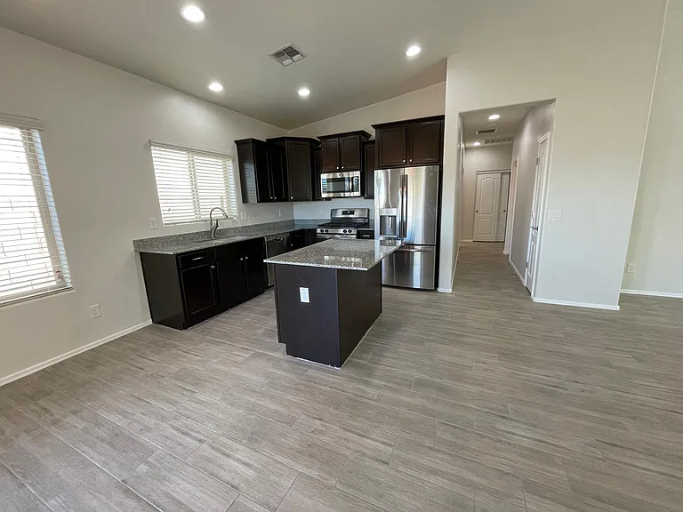7310 S Acorn Dr — Photo 5