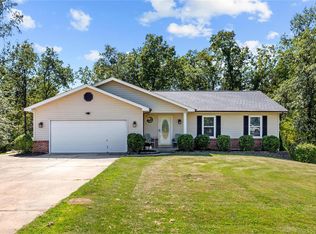 2732 Clairen Dr, Foristell, MO 63348