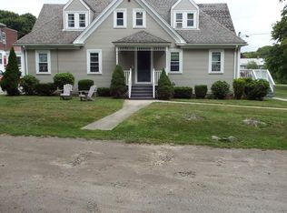 26 Barkers Ln #3, Portsmouth, RI 02871