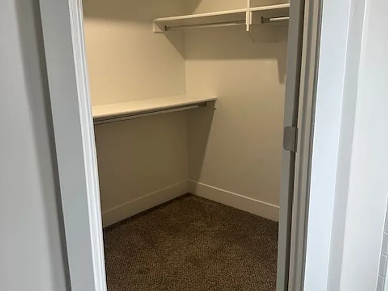 1601 Quartz Dr #D — Photo 18