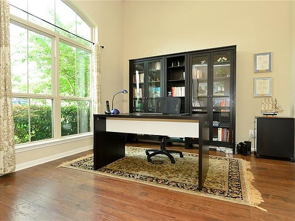 5th image of 2500 Lou Hollow Pl