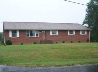 104 Wendover Rd, Daleville, VA 24083