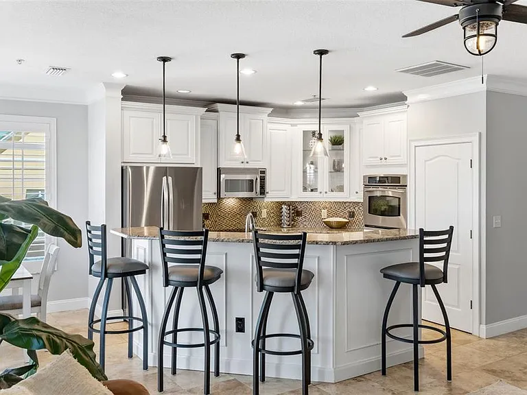 6420 Sunset Bay Cir — Photo 16