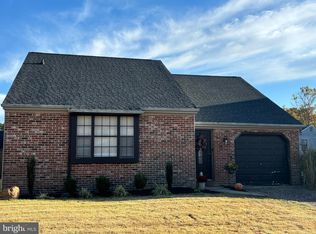 13 Belmont Ct, Sicklerville, NJ 08081