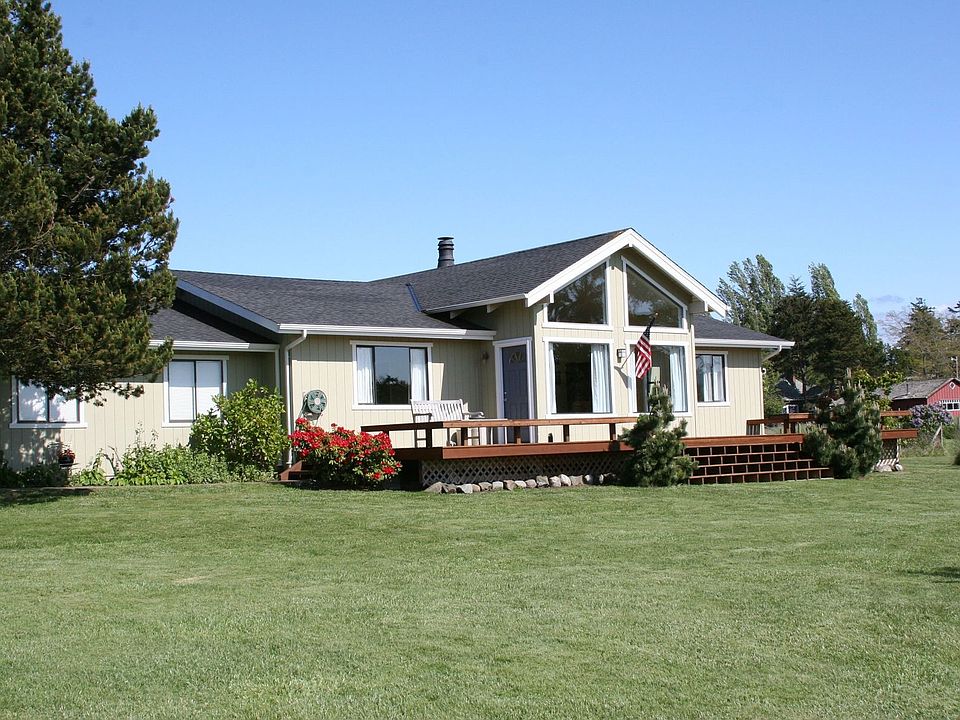 Exterior of this well loved home.