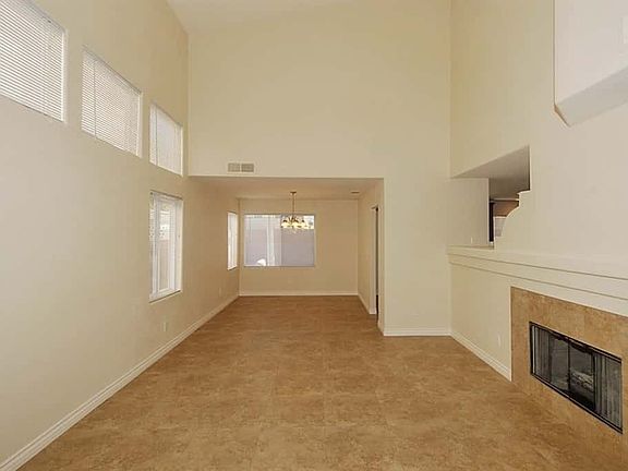 5th image of 10021 Yellow Canary Ave