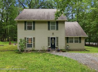 102 Crabapple Ln, Kunkletown, PA 18058