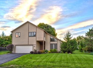 3946 Stetson Cir, Syracuse, NY 13215