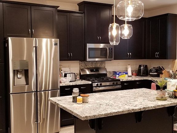 5th image of 156 Esfahan Dr #4