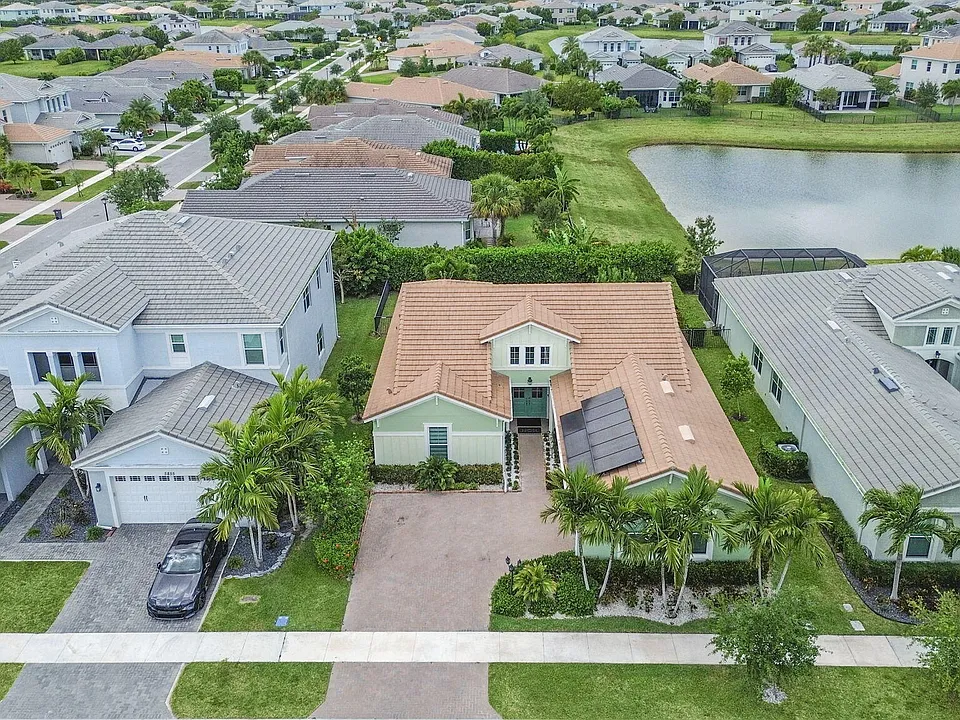 5857 Whippoorwill Cir