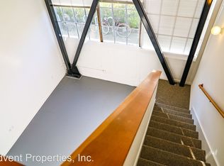 947 61st St APT 11D, Oakland, CA 94608