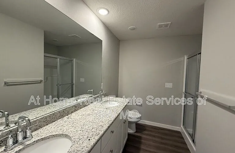 1002 S Rimes Ave — Photo 10