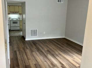 100-906 Greenwood Dr #900, Clayton, NC 27520