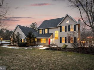 2102 Ridge Way, East Greenville, PA 18041