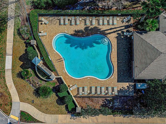2nd image of 4217 CROWNWOOD Drive