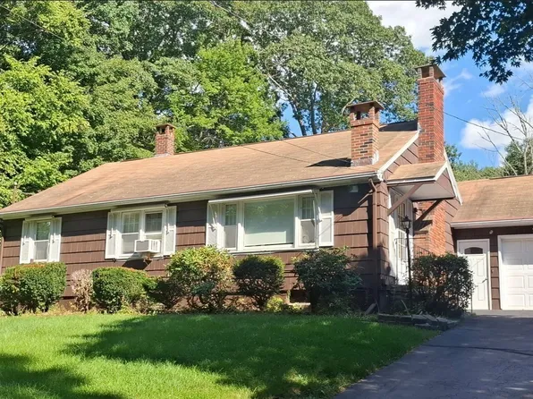 128 Sutton Rd, Webster, MA 01570