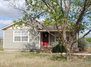 225 W Robinson Rd, Big Spring, TX 79720