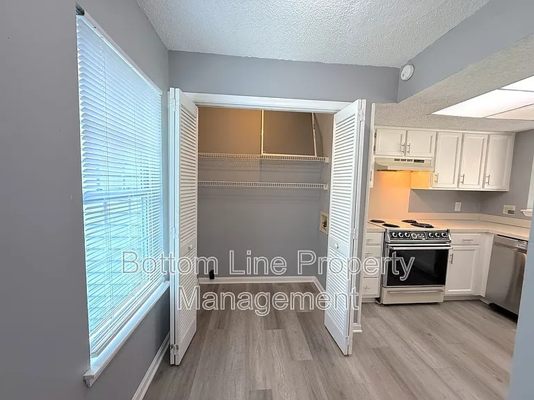5206 Amity Springs Dr — Photo 6