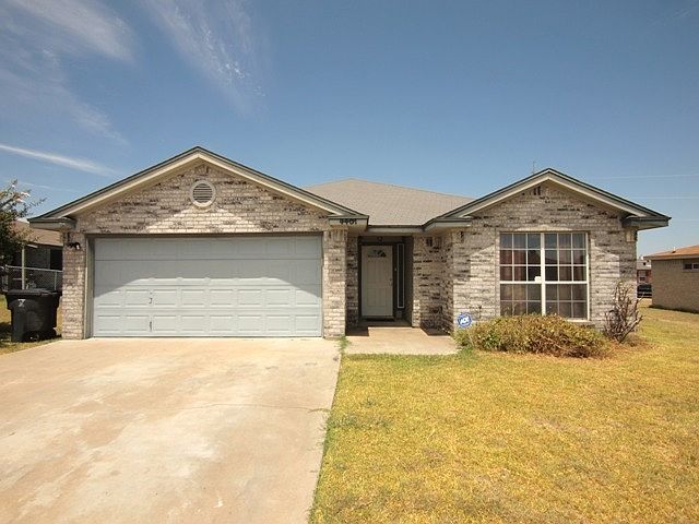 1st image of 4401 Fieldcrest Dr