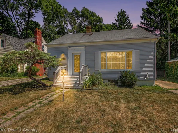 1115 E Vernon Dr, Flint, MI 48503