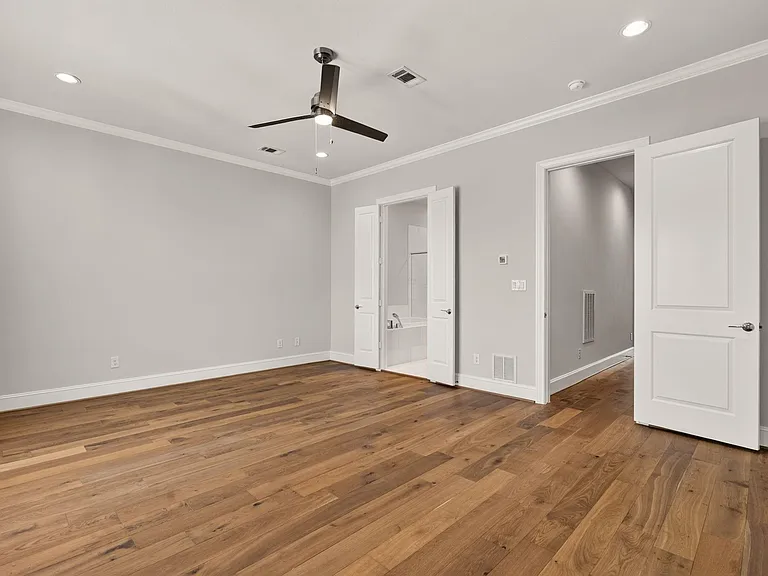 8711 Oak Kolbe Ln — Photo 31