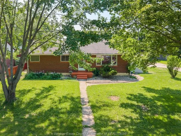 2605 Askin Ave, Windsor, ON N9E 3H8