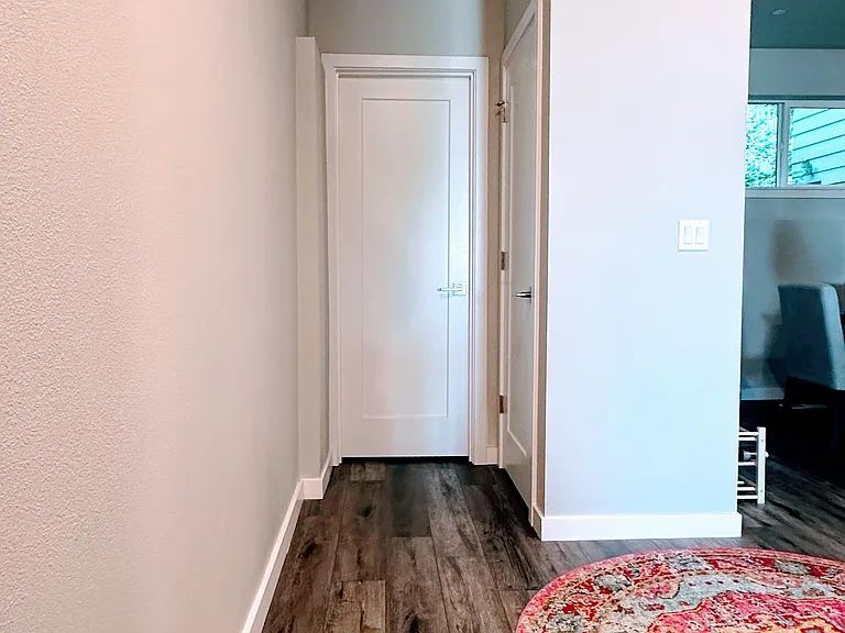 2635 NW Sussex Ave — Photo 4