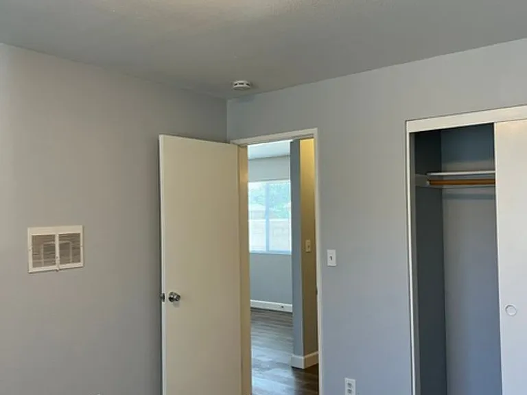155 N Bitterbush St #B — Photo 4