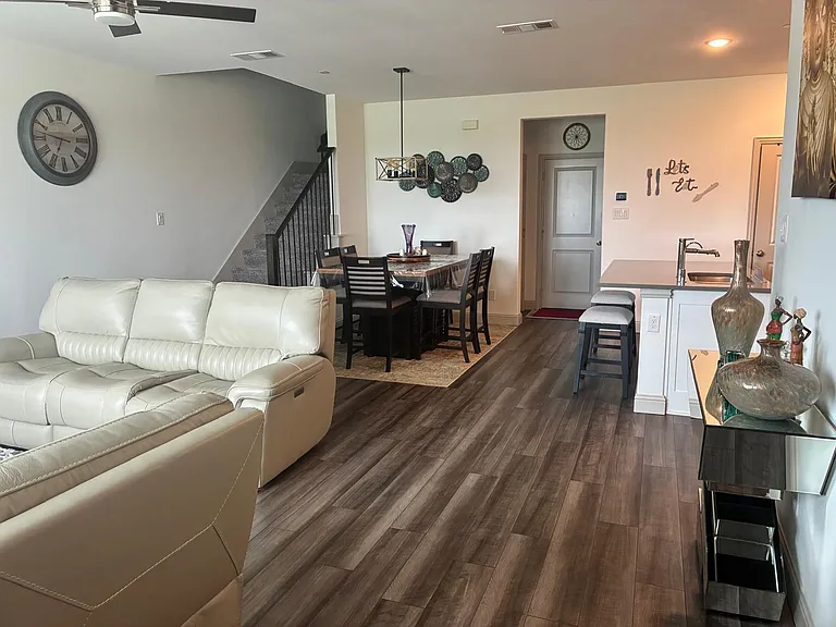 9025 Swallowtail St — Photo 30