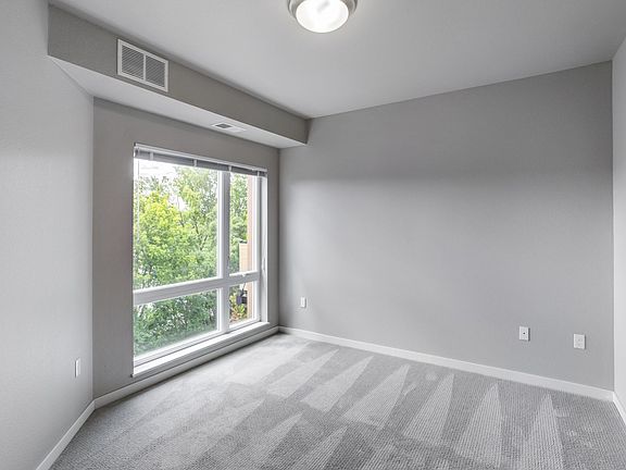 5th image of 16255 Kenyon Ave #211